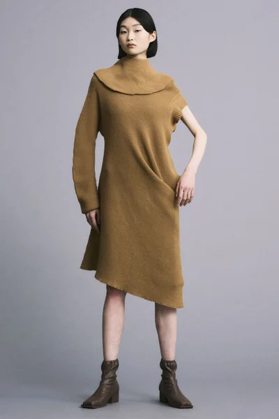 Look 12
